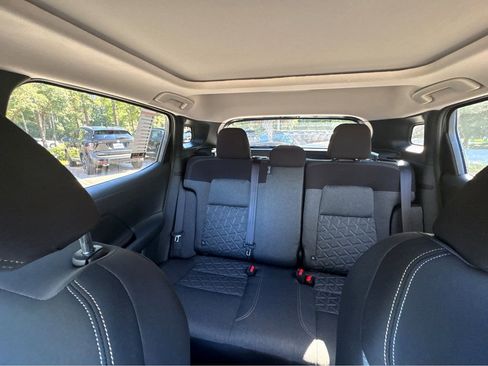 New 2025 Nissan Kicks SV w/ SV Premium Package FWD image 28