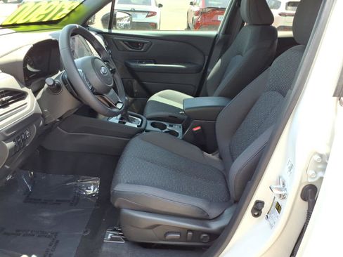Used 2025 Subaru Forester Premium AWD/4WD image 27