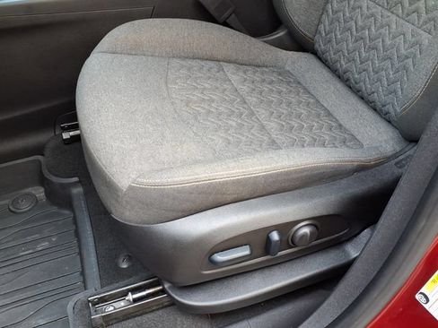 Used 2023 Chevrolet Equinox LT AWD/4WD image 19