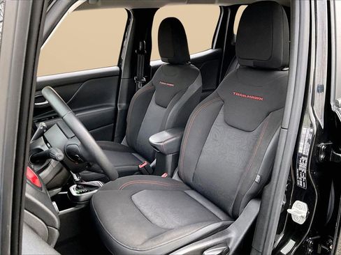Certified 2023 Jeep Renegade Trailhawk image 21