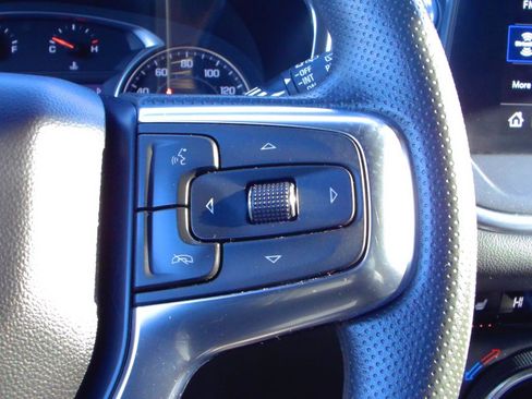 Used 2024 Chevrolet Blazer LT w/ Sound & Technology Package image 18