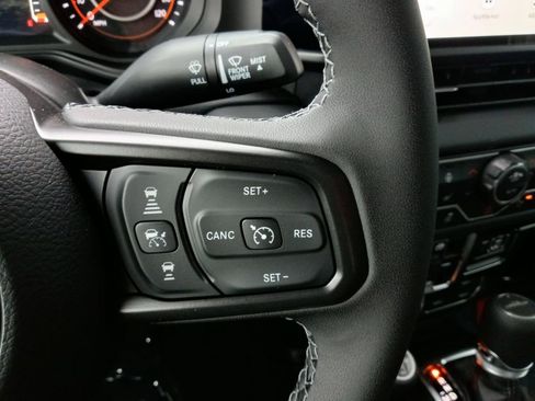New 2026 Jeep Gladiator Mojave AWD/4WD image 25