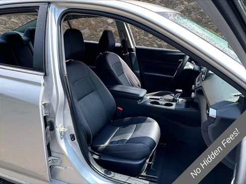 Used 2020 Nissan Altima 2.5 S FWD image 7