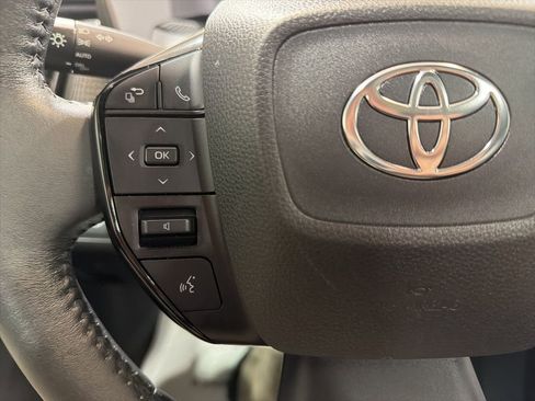 Used 2024 Toyota bZ4X XLE image 25