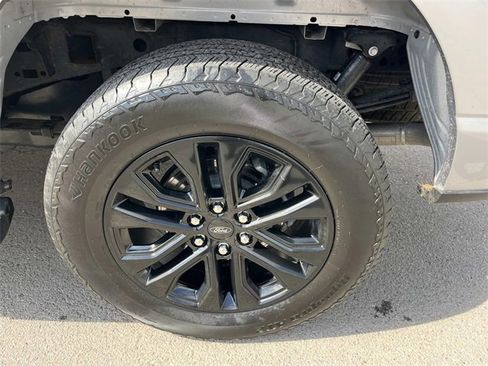 Used 2024 Ford F150 Lariat w/ Equipment Group 502A High image 11