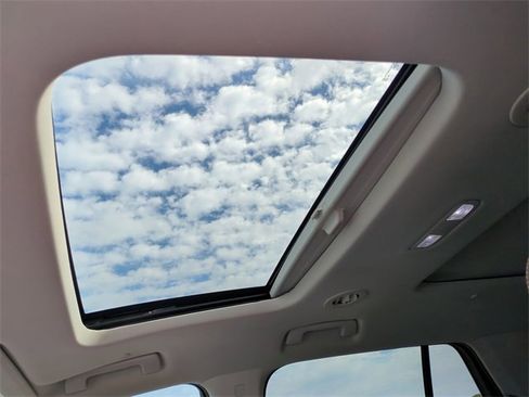 Used 2020 Chevrolet Traverse Premier w/ Redline Edition image 25