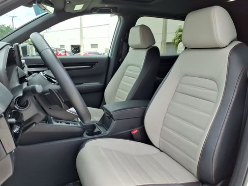 Used 2023 Honda CR-V Sport Touring image 5