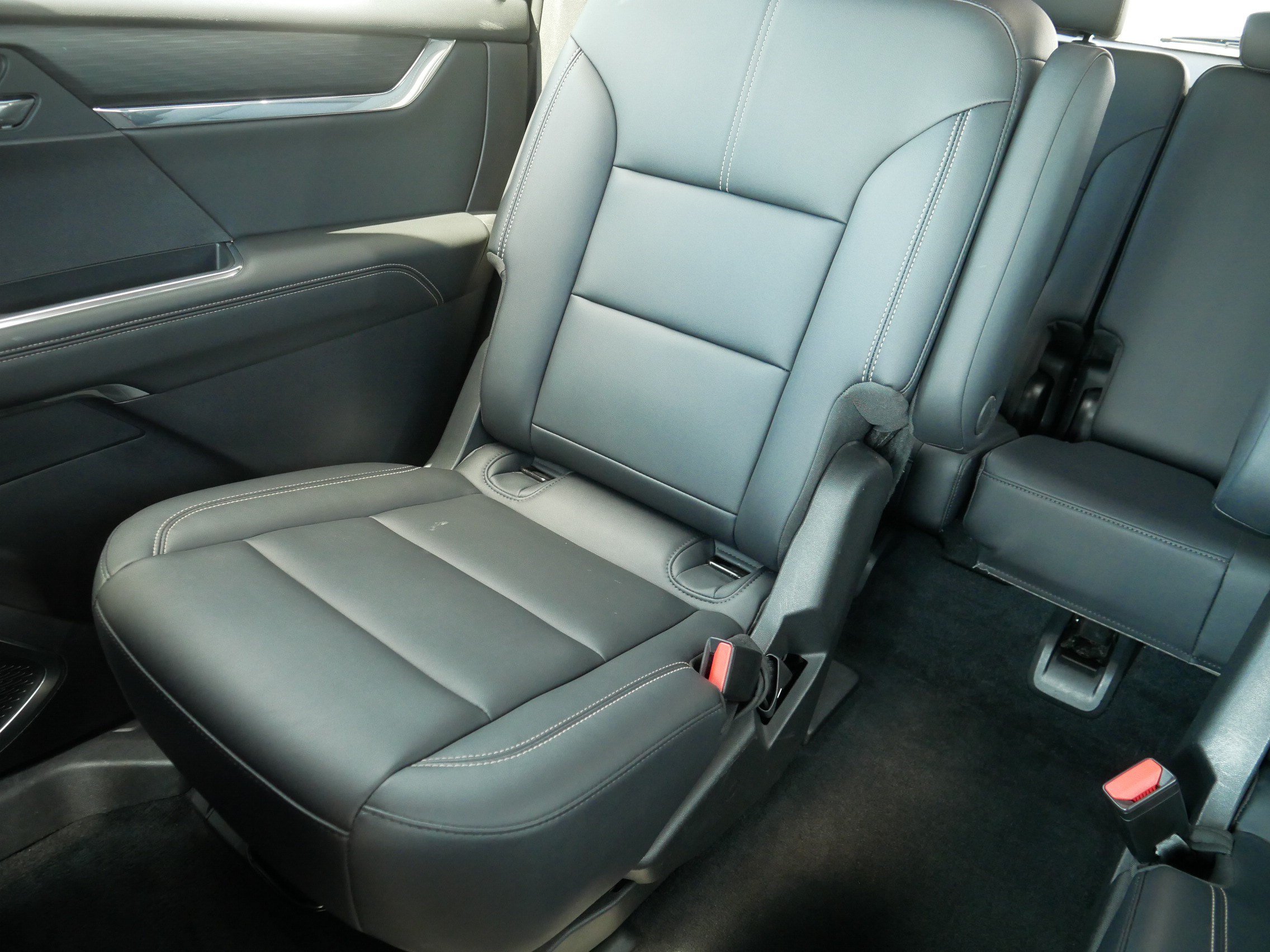 Used 2024 GMC Acadia Elevation AWD/4WD image 12