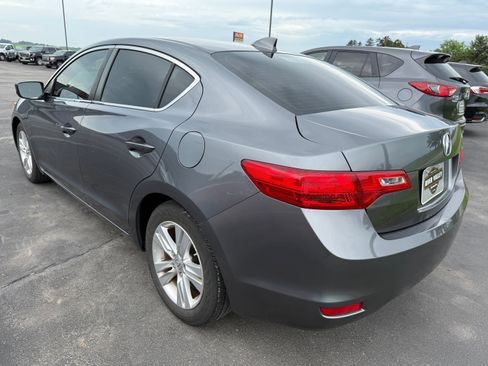 Used 2013 Acura ILX FWD image 4