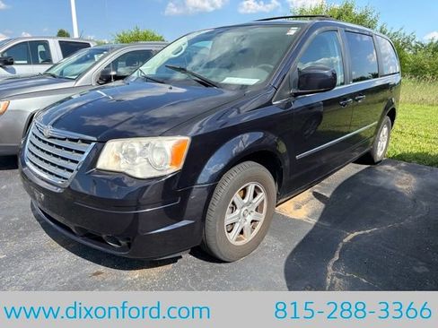 Used 2010 Chrysler Town & Country Touring Plus FWD image 1