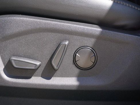 Used 2024 Ford Edge SEL w/ Convenience Package image 22