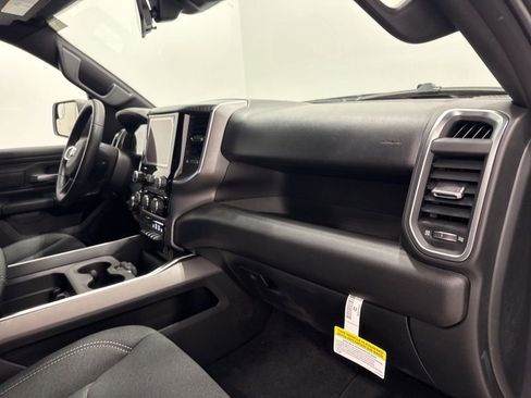 New 2026 RAM 1500 Express AWD/4WD image 16