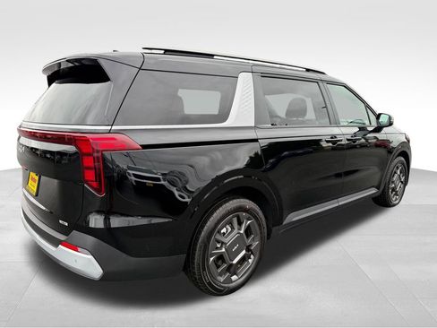 New 2026 Kia Carnival EX image 8