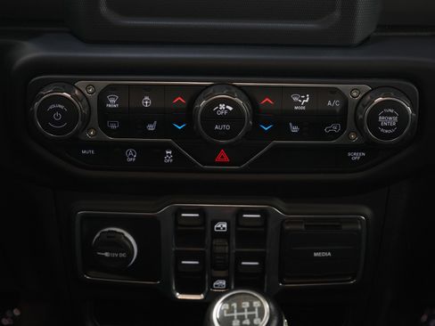 Used 2021 Jeep Wrangler Unlimited Sport w/ Dual Top Group image 19