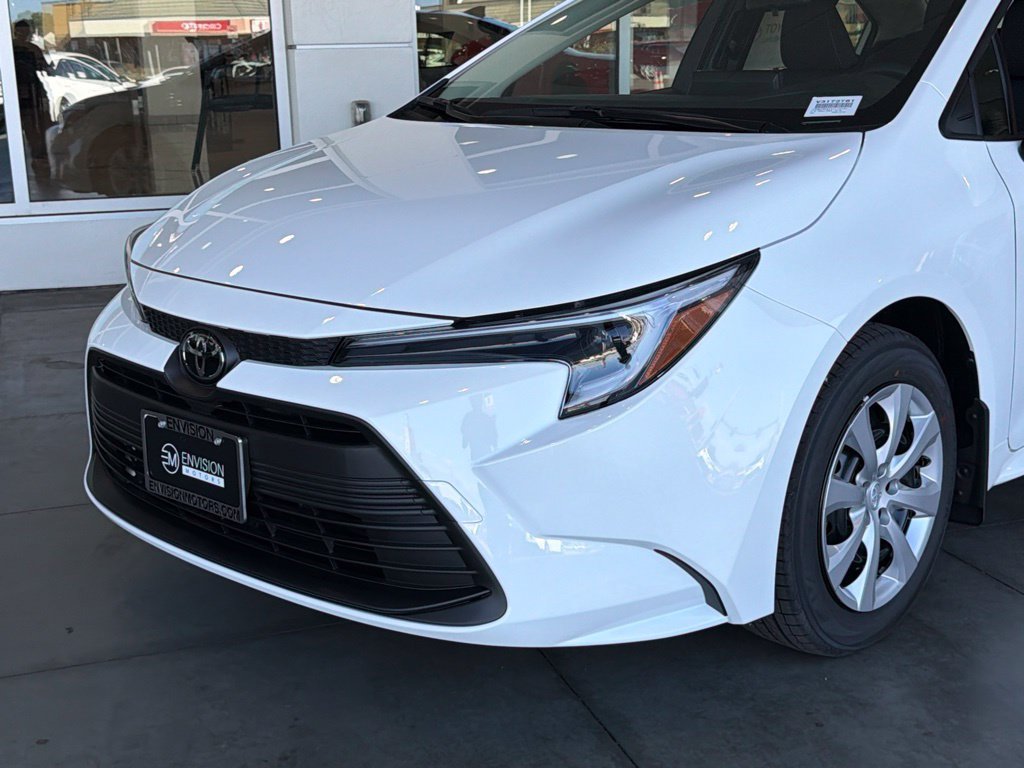 New 2027 Toyota Corolla LE FWD image 3