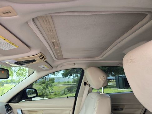 Used 2012 BMW 335i Sedan RWD image 38