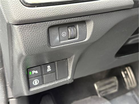 Used 2023 Honda Civic Sport Touring image 11