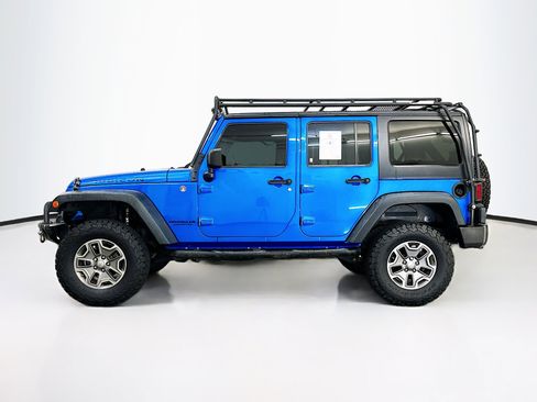 Used 2015 Jeep Wrangler Unlimited Rubicon w/ Connectivity Group AWD/4WD image 4