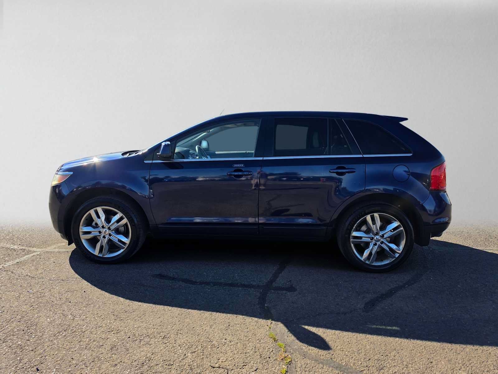 Used 2011 Ford Edge Limited w/ 302A Rapid Spec Order Code FWD image 7