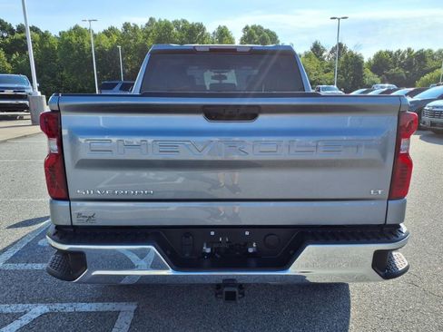 Used 2023 Chevrolet Silverado 1500 LT image 4