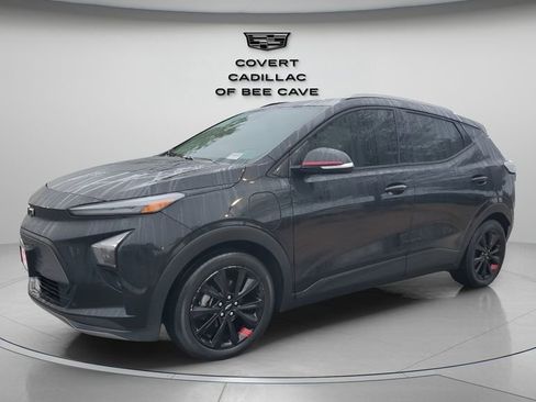 Used 2023 Chevrolet Bolt EUV LT w/ Redline Edition image 3