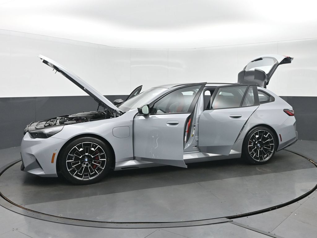 Used 2025 BMW M5 Touring w/ M Driver's Package AWD/4WD image 41