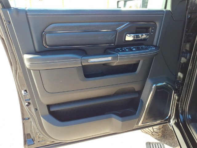 Used 2024 RAM 2500 Limited AWD/4WD image 20