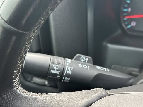 Used 2018 Chevrolet Silverado 1500 LT w/ Midnight Edition image 22