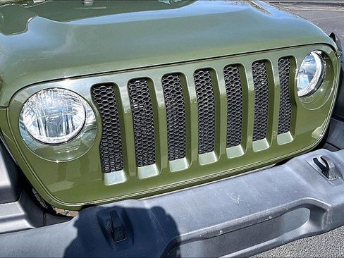 Used 2021 Jeep Wrangler Unlimited Sport AWD/4WD image 27