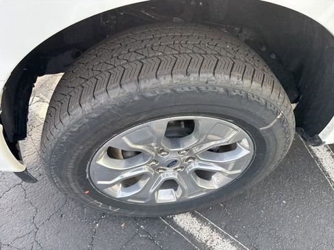 New 2026 Ford F150 Platinum w/ Equipment Group 701A Base image 10