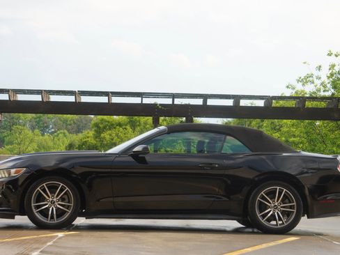 Used 2015 Ford Mustang Premium RWD image 11