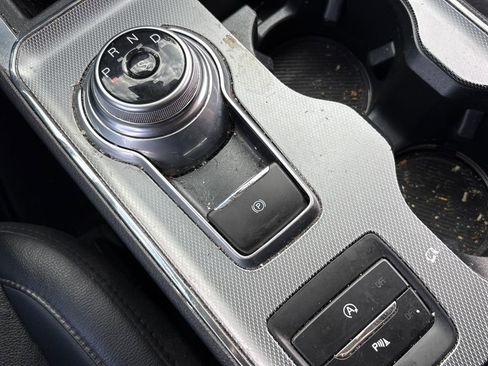 Certified 2021 Ford Edge Titanium image 27