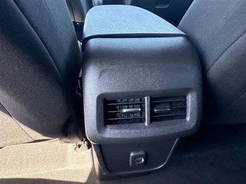 Certified 2024 Chevrolet Equinox LT w/ LPO, Floor Liner Package image 20