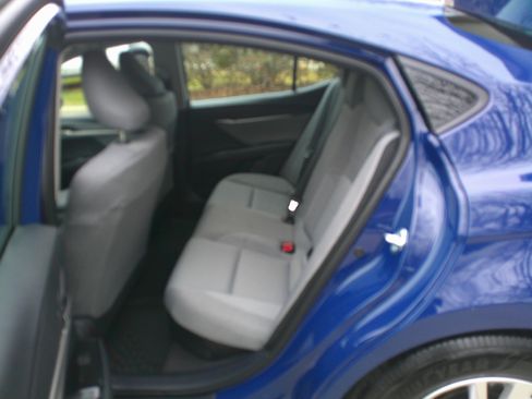 Used 2025 Toyota Camry LE image 29