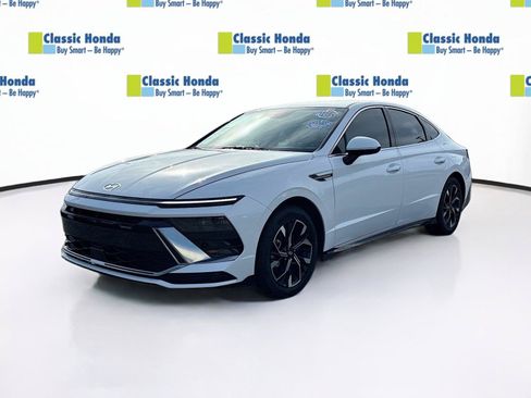 Used 2024 Hyundai Sonata SEL FWD image 3