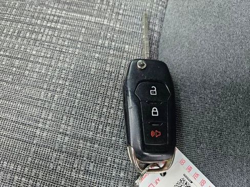 Used 2022 Ford F150 XLT w/ XTR Package image 29