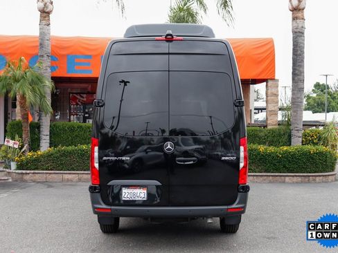 Used 2020 Mercedes-Benz Sprinter 2500 image 7