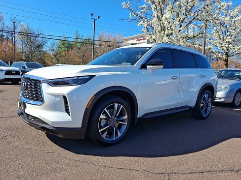 Certified 2023 INFINITI QX60 Luxe w/ Cargo Package AWD/4WD image 3