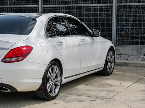 Used 2018 Mercedes-Benz C 300 Sedan w/ Multimedia Package image 12