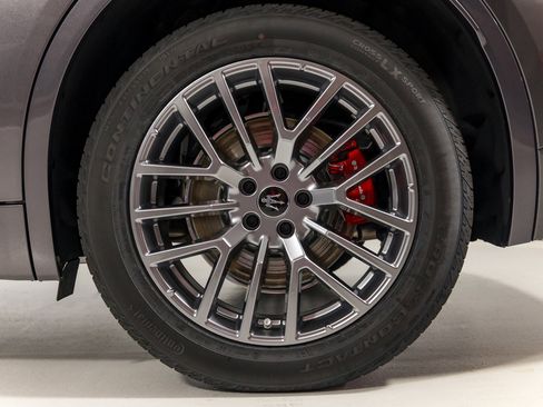 Used 2024 Maserati Grecale GT image 11