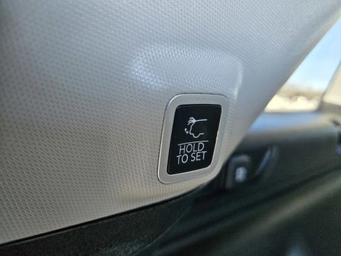 Used 2022 Jeep Grand Cherokee Limited 4xe image 38