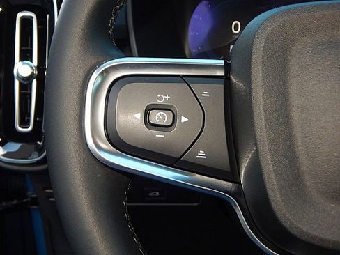 Certified 2023 Volvo XC40 Recharge Plus w/ Protection Package Premier image 28