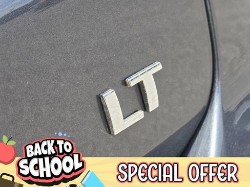 Used 2022 Chevrolet Equinox LT FWD image 11