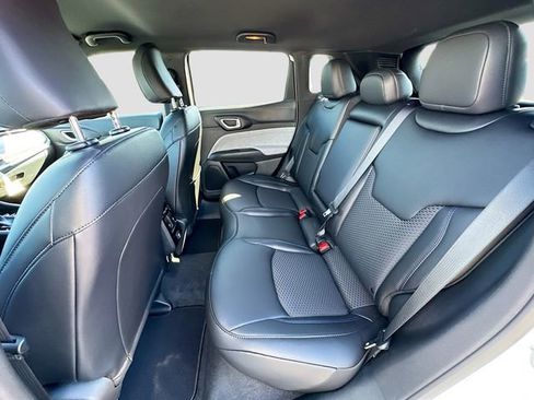 New 2026 Jeep Compass Latitude image 16