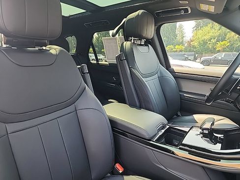 Certified 2025 Land Rover Range Rover Sport SE AWD/4WD image 20