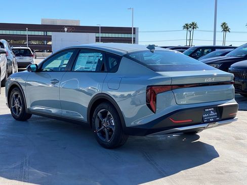 New 2026 Kia K4 LXS image 6