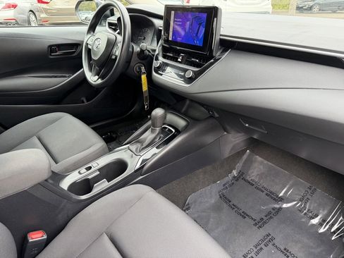 Used 2024 Toyota Corolla LE image 10