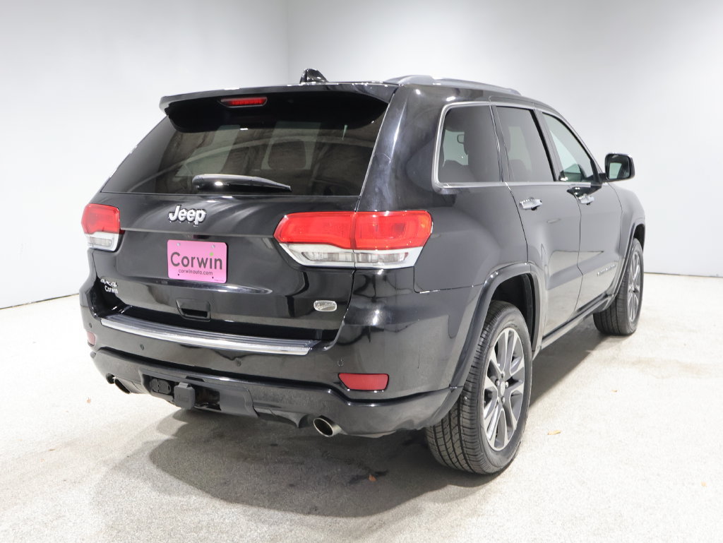 Used 2018 Jeep Grand Cherokee Overland AWD/4WD image 2