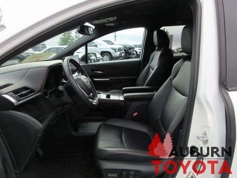 Certified 2025 Toyota Sienna XSE image 12