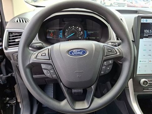New 2024 Ford Edge SE w/ Black Appearance Package image 8